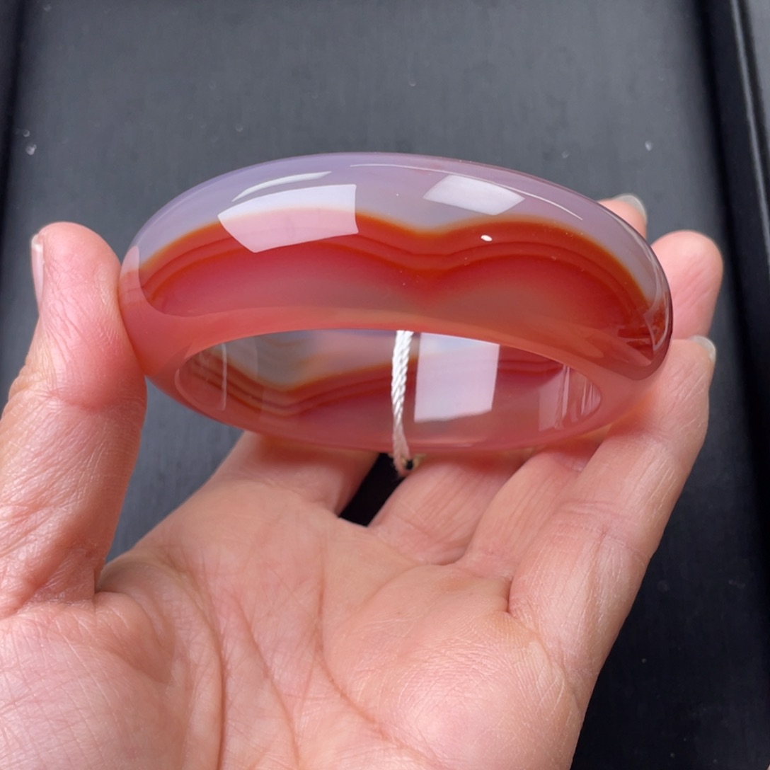 玛瑙/玉髓手镯未镶嵌春**姐