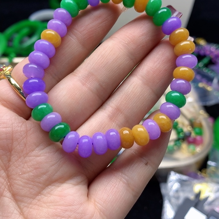 翡翠颈饰未镶嵌吊坠