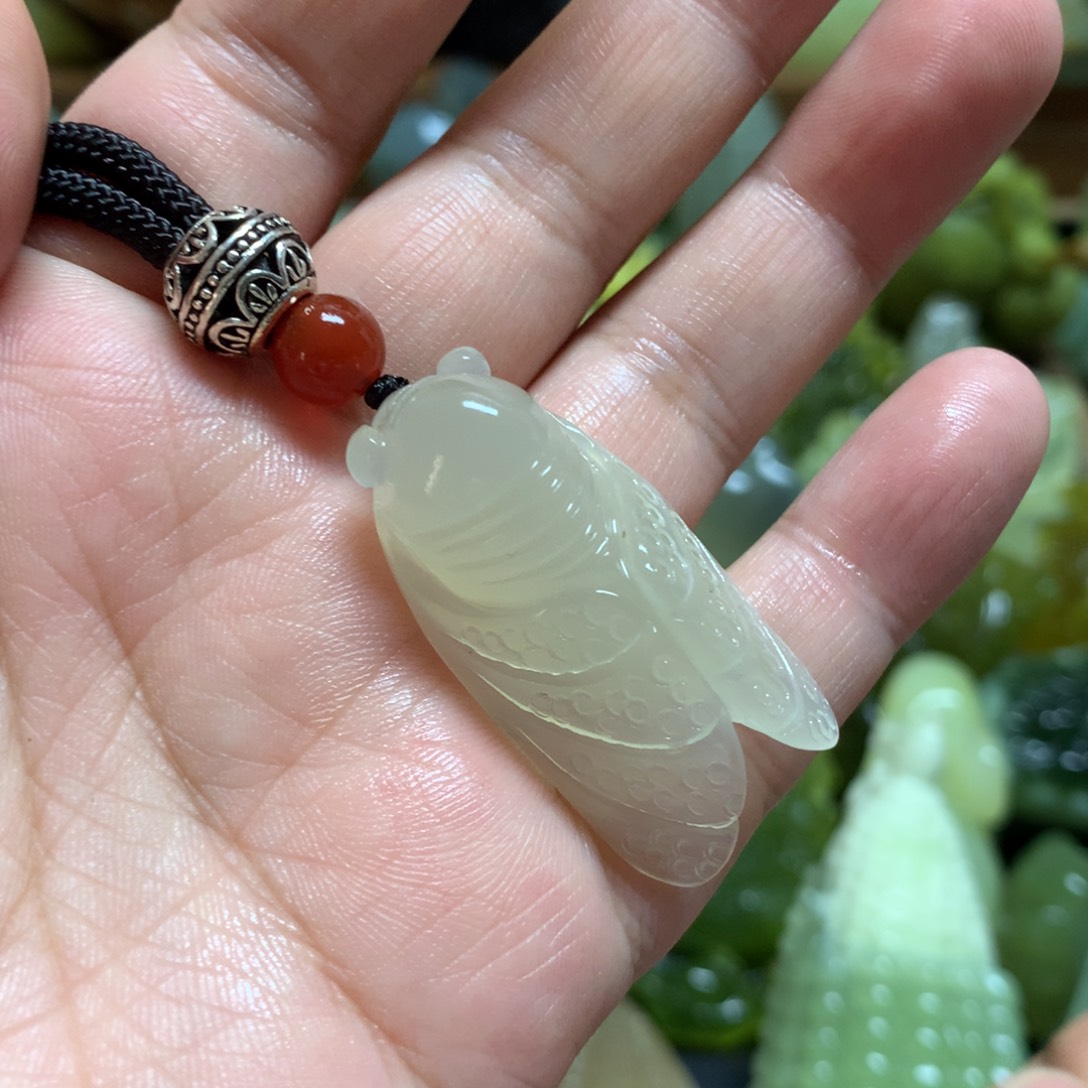 岫玉吊坠未镶嵌吊坠