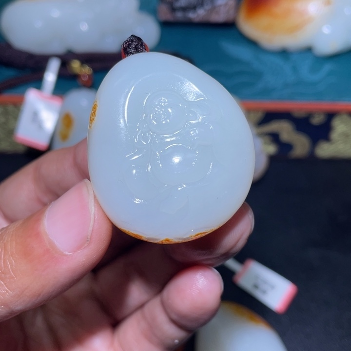 和田玉未镶嵌颈饰J