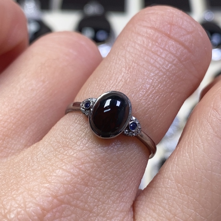 翡翠戒指18K金镶嵌缅甸天然翡翠墨翠