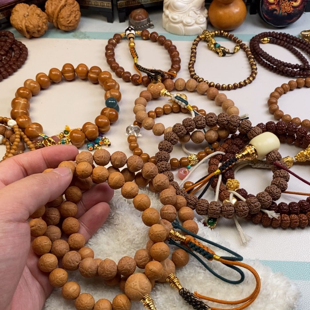 凤眼菩提吊坠。。。。。。。。。。。。。