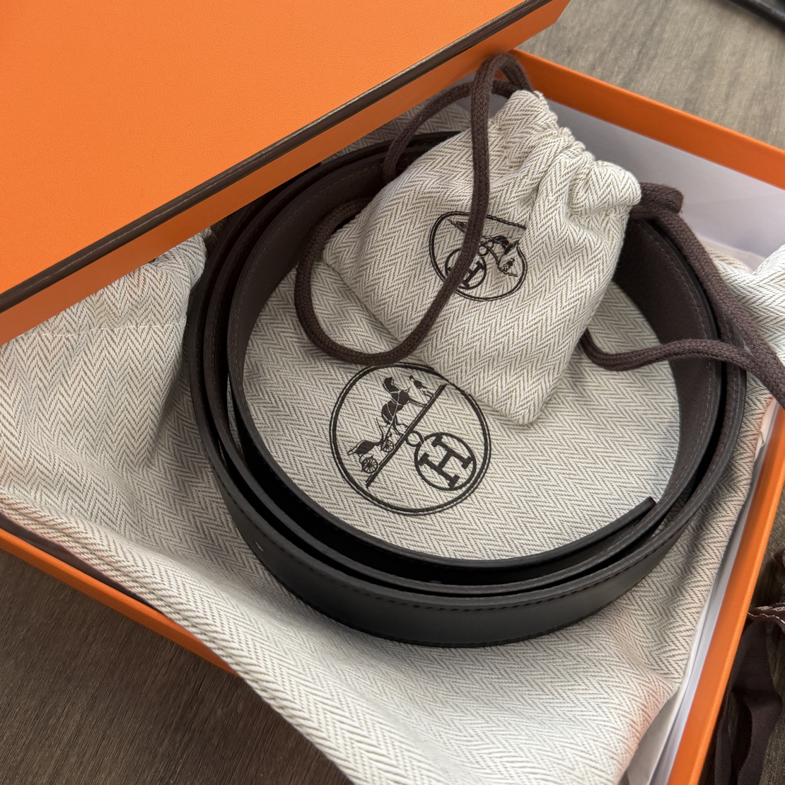 未使用 Hermes/爱马仕 拉丝金扣双面95码皮带｜