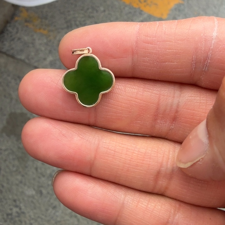 和田玉（碧玉）18K金镶嵌颈饰