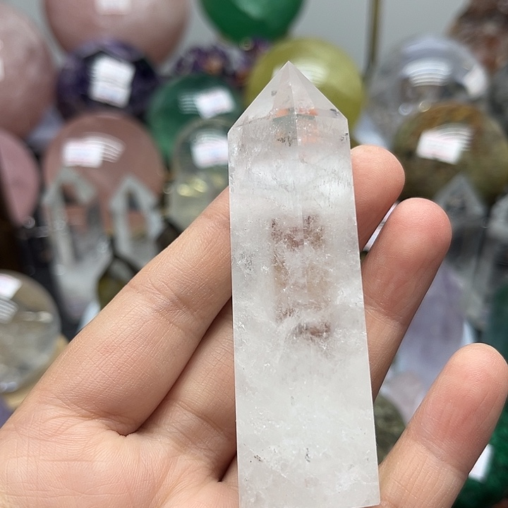 未镶嵌水晶珠宝半成品88克白水晶柱