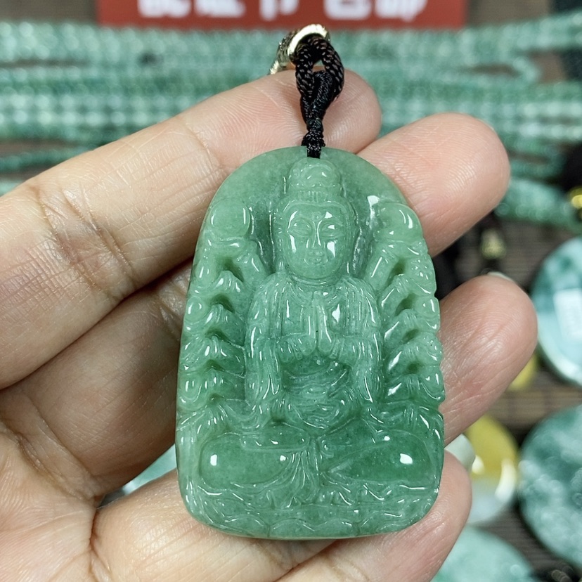 【闪购商品】翡翠颈饰未镶嵌玉吊坠翡翠玉千手观音