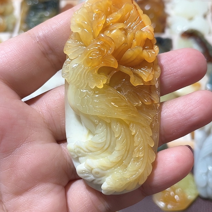 岫玉吊坠(赠链)未镶嵌