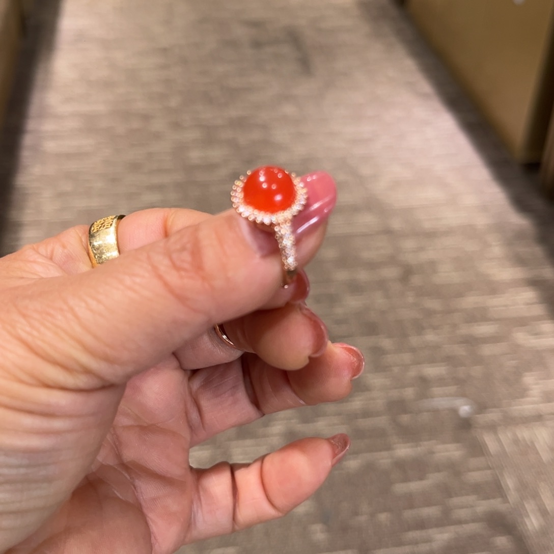 南红玛瑙颈饰18K金镶嵌糯***妹