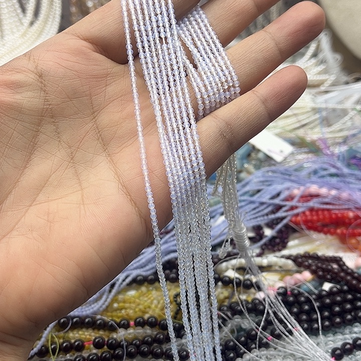 玛瑙/玉髓未镶嵌珠宝半成品2条2mm左右蛋白石刻面