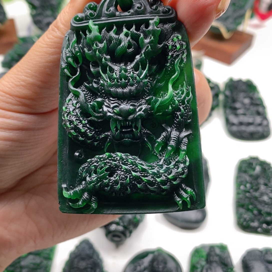 定制翡翠未镶嵌场*丶T龙牌