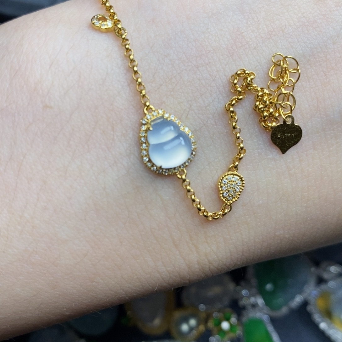 18K金镶嵌手链翡翠手链