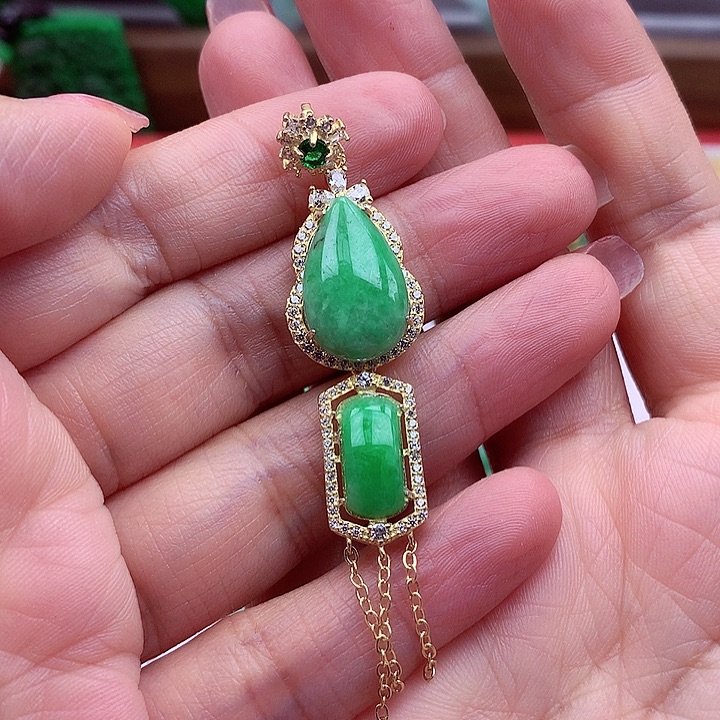 翡翠颈饰银S925镶嵌翡翠