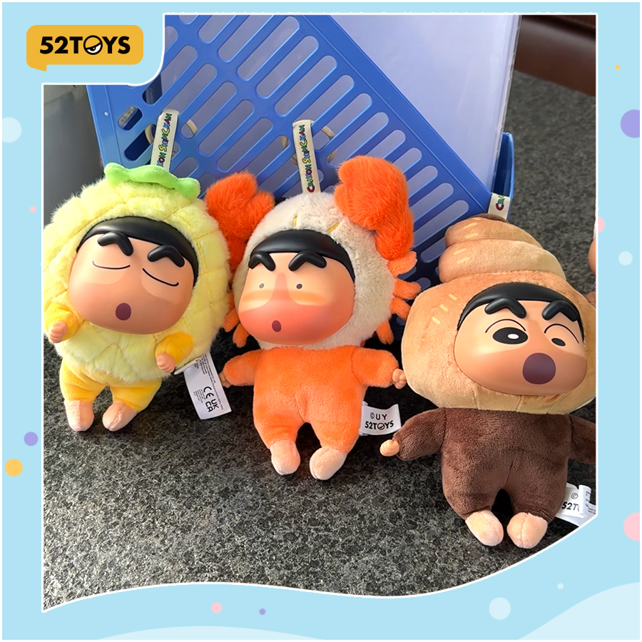 52TOYS蜡笔小新盲盒假日派对搪胶毛绒潮玩包挂节日搞笑礼物