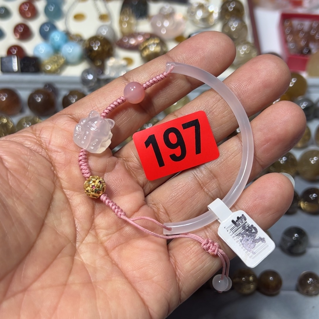 水晶未镶嵌颈饰天然水晶