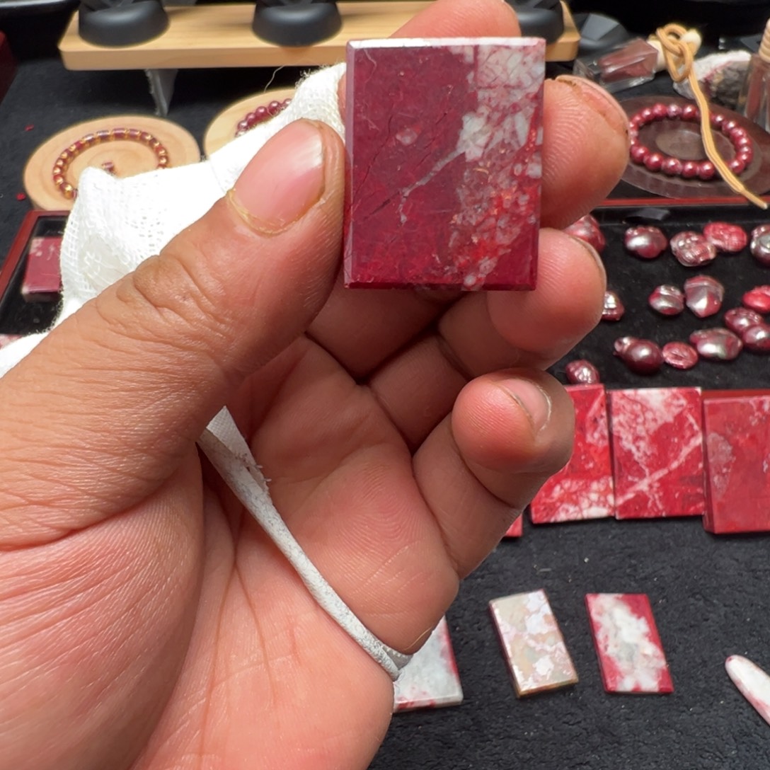 E****天然辰砂天然朱砂原矿无事牌