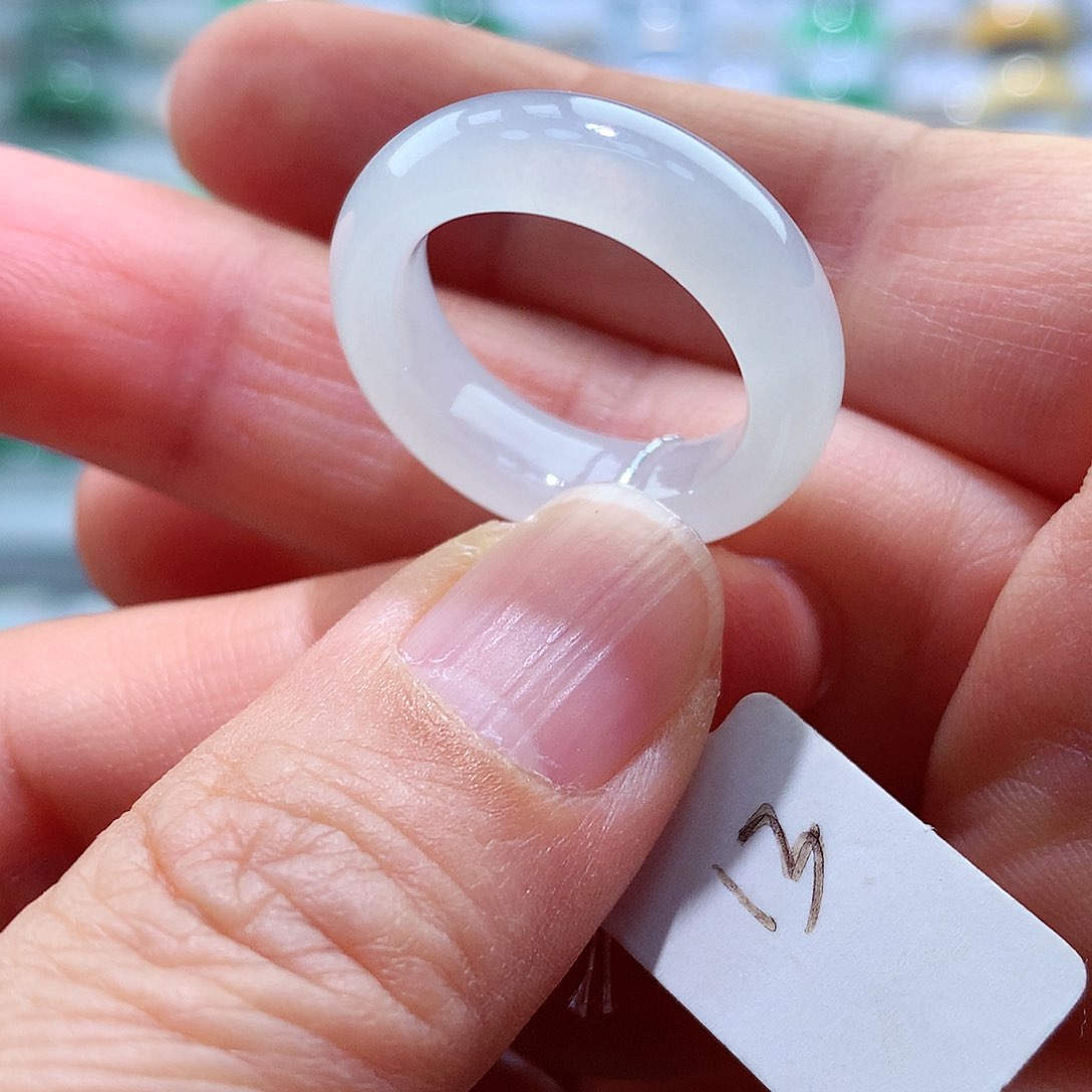 翡翠未镶嵌戒指13号