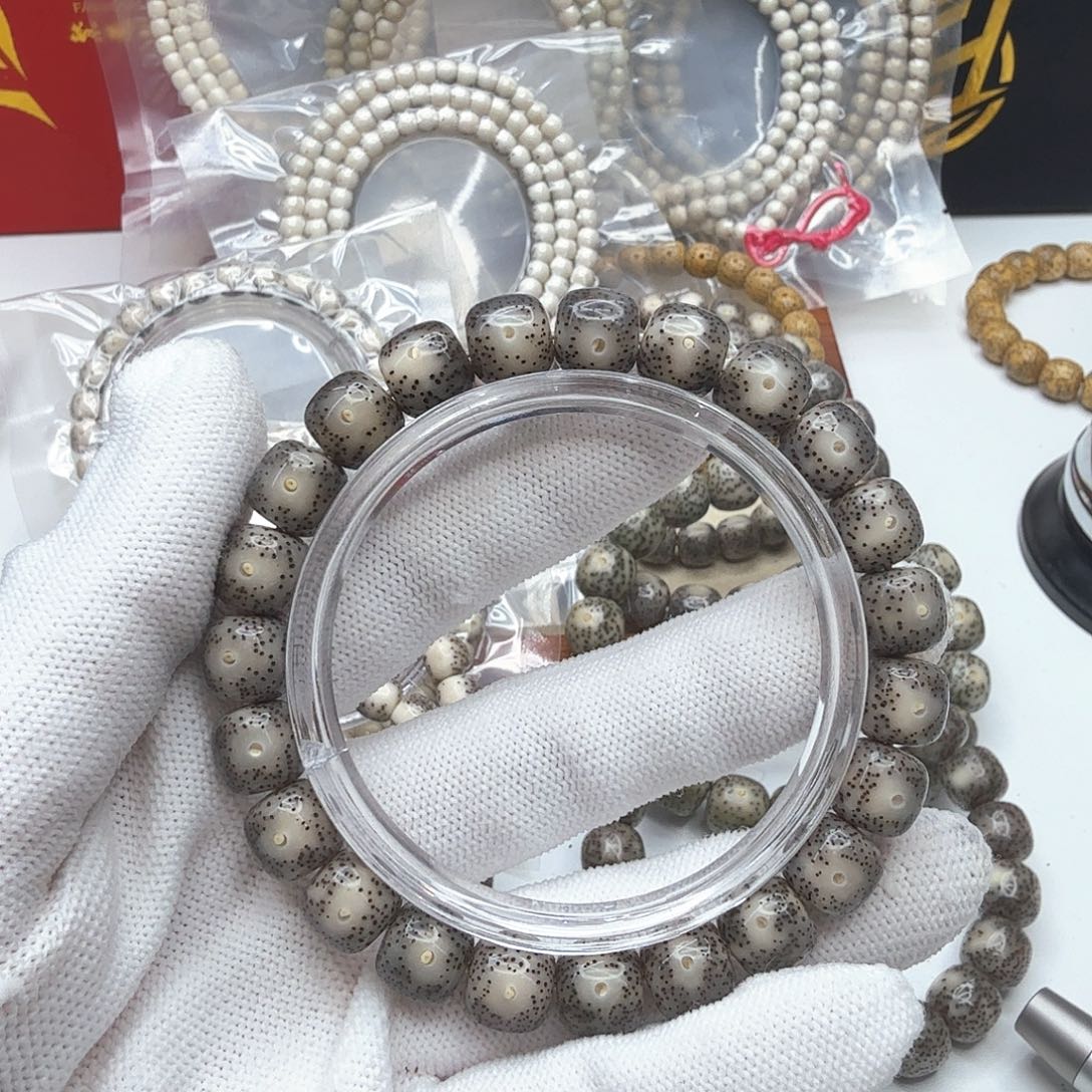 星月菩提吊坠7黑玻璃10左右