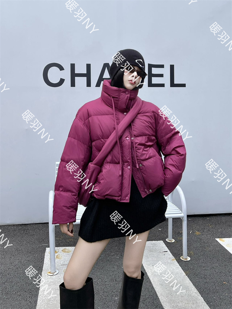 2025新款羽绒服女短款立领保暖白鸭绒面包服外套时尚百搭休闲