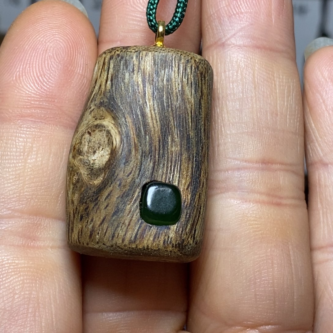 沉香碎屑沉香牌子