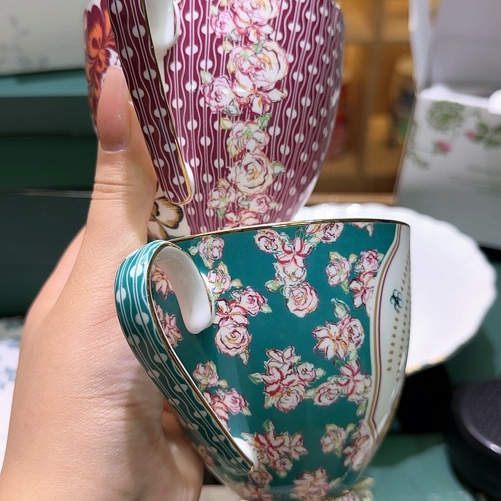  骨瓷实付满10包邮哈