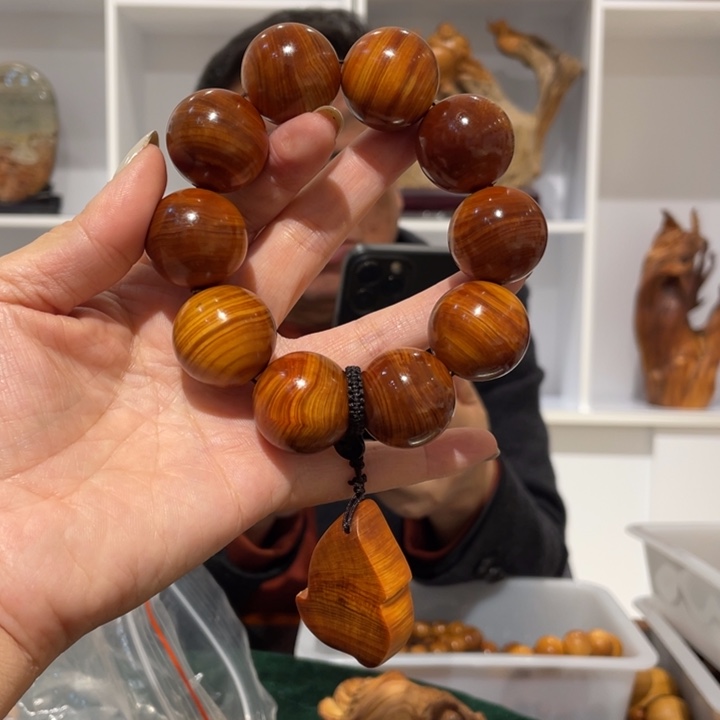 柏木（崖柏）2.5红油玉化串
