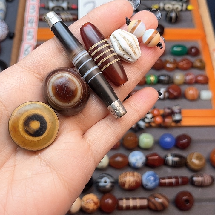 玛瑙/玉髓珠宝半成品未镶嵌N****?