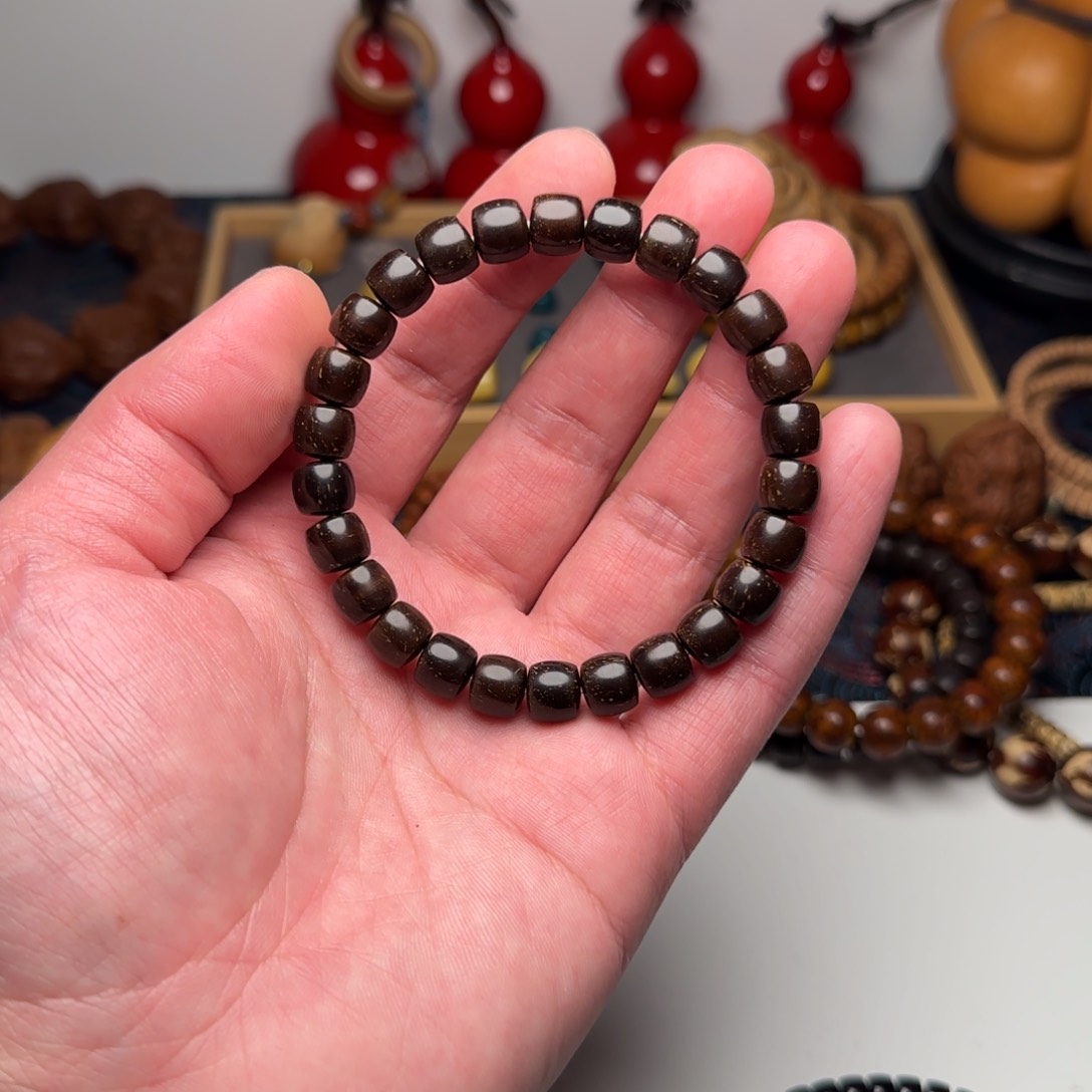 【闪购商品】椰蒂吊坠98椰蒂直切