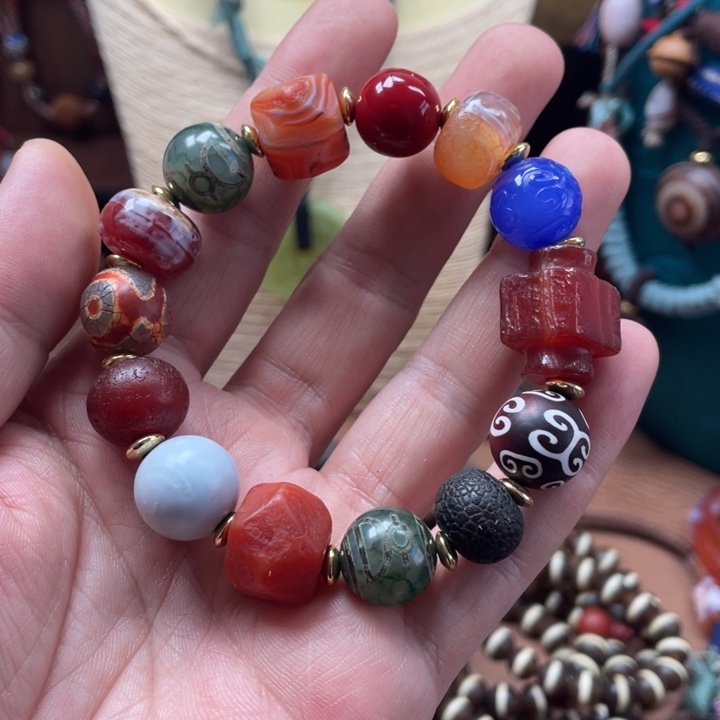 玛瑙/玉髓颈饰未镶嵌