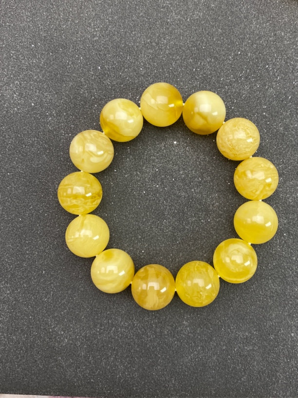 17➕蜜蜡圆珠手串