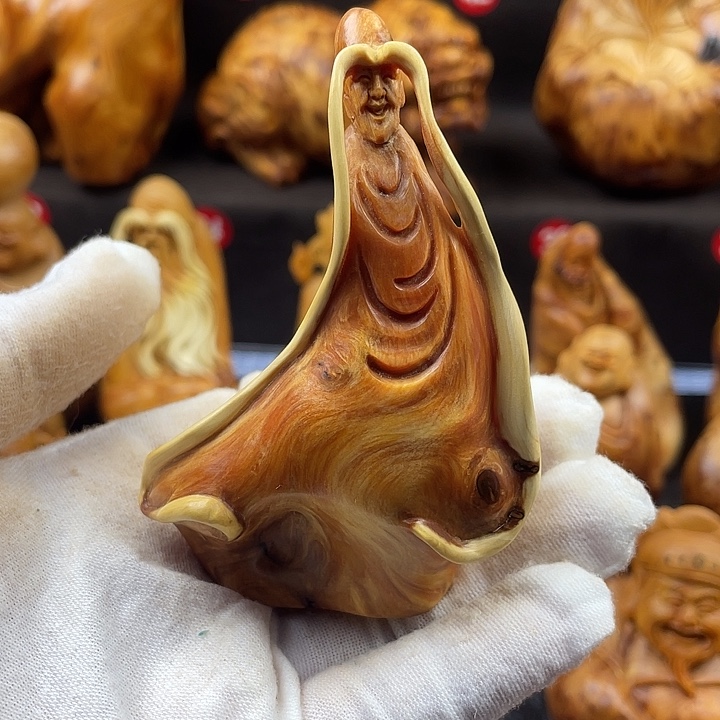 柏木（崖柏）长眉老者