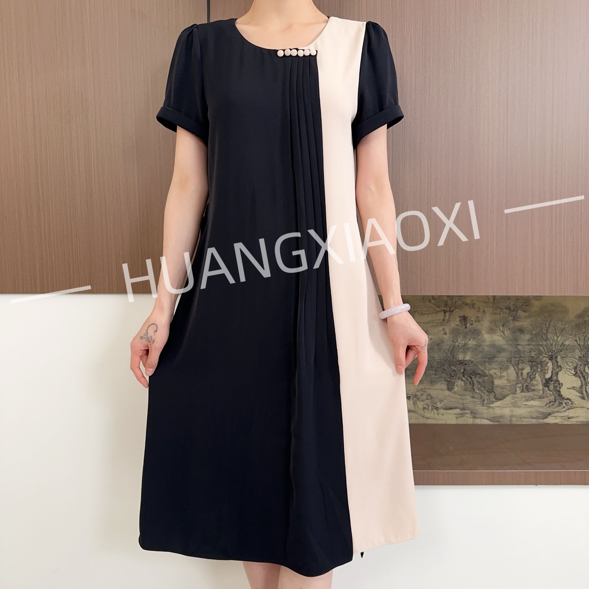 HUANGXIAOXI 时尚撞色赫本女神风琴褶气质连衣裙ZF-275