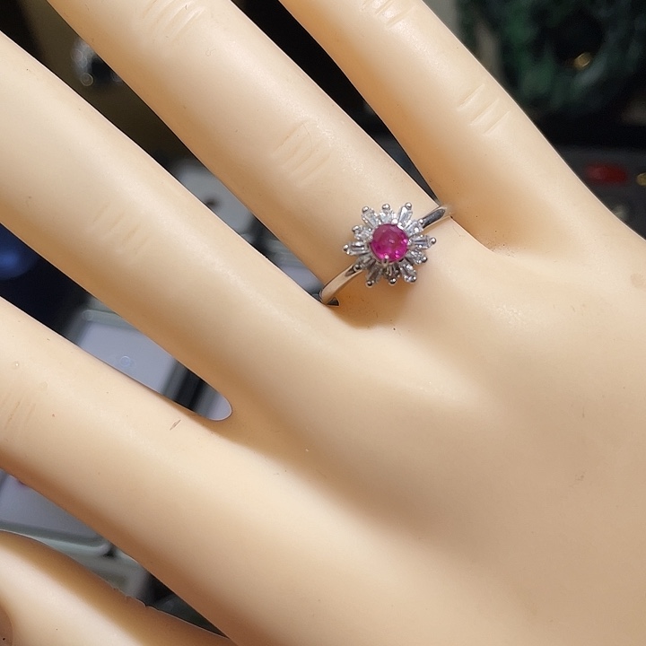 银S925镶嵌红宝石戒指缅甸天然抹谷无烧红宝石