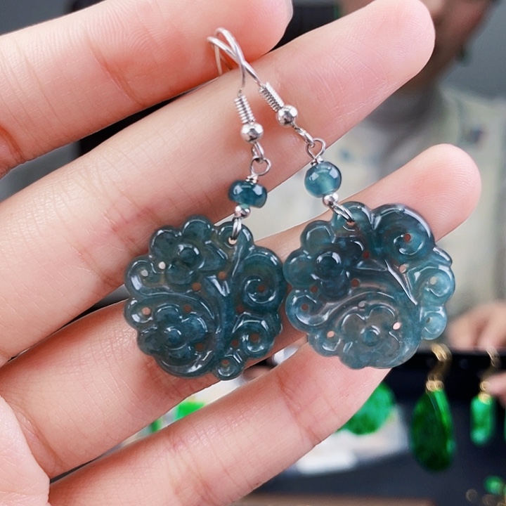 翡翠耳饰未镶嵌饰品