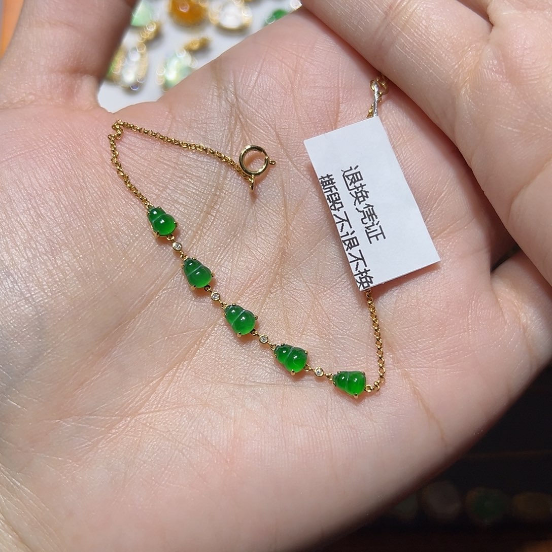 太***神翡翠18K金镶嵌手链