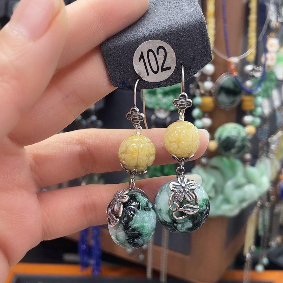 翡翠耳饰银S925镶嵌美*780gjjhgh