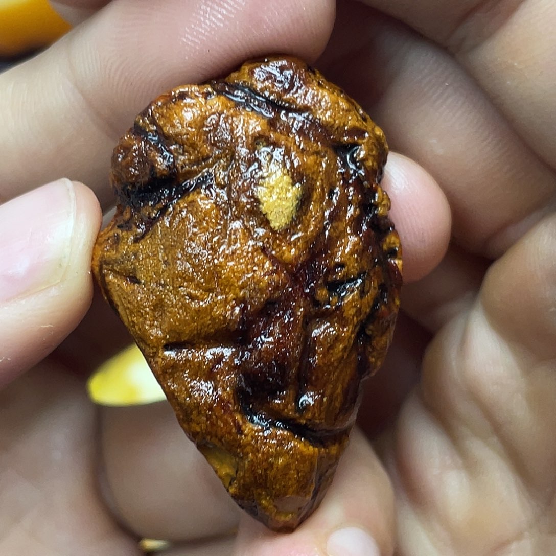 未镶嵌定制琥珀太**呀