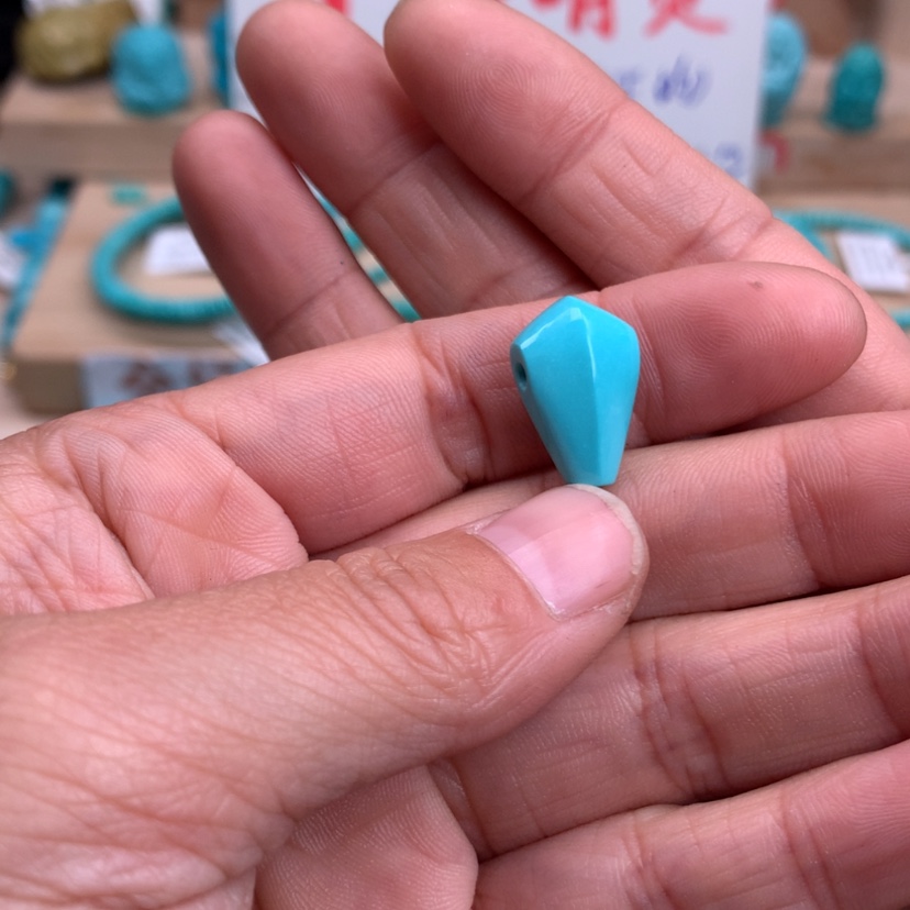 【闪购商品】绿松石三通未镶嵌且**吟