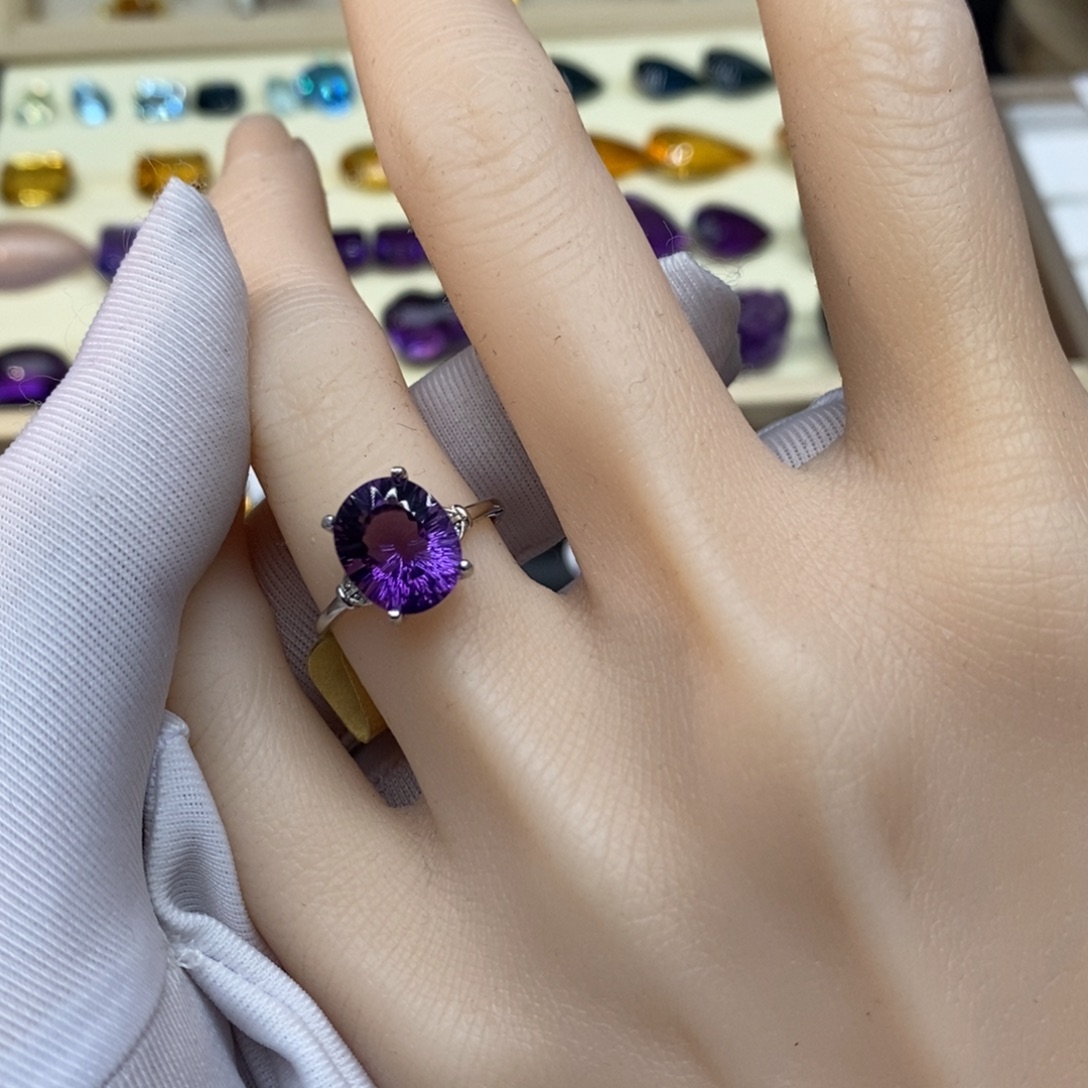 雨***云银S925镶嵌紫晶戒指