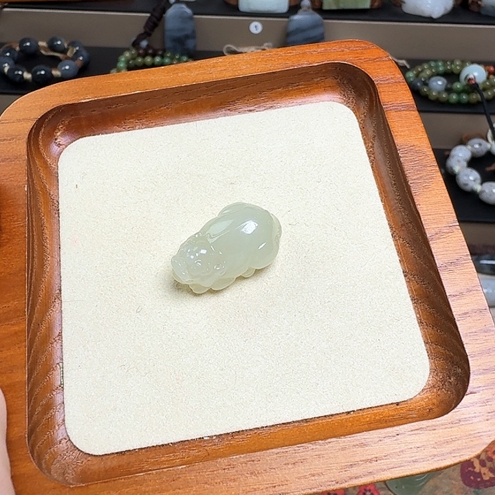 和田玉未镶嵌吊坠(不含链)