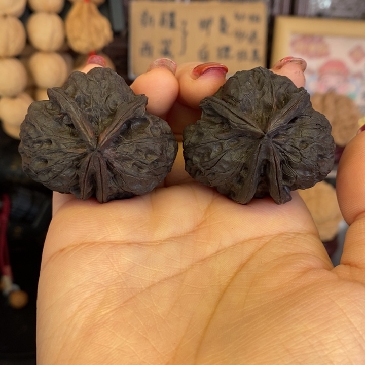 文玩核桃吊坠18盘龙玉凤生命