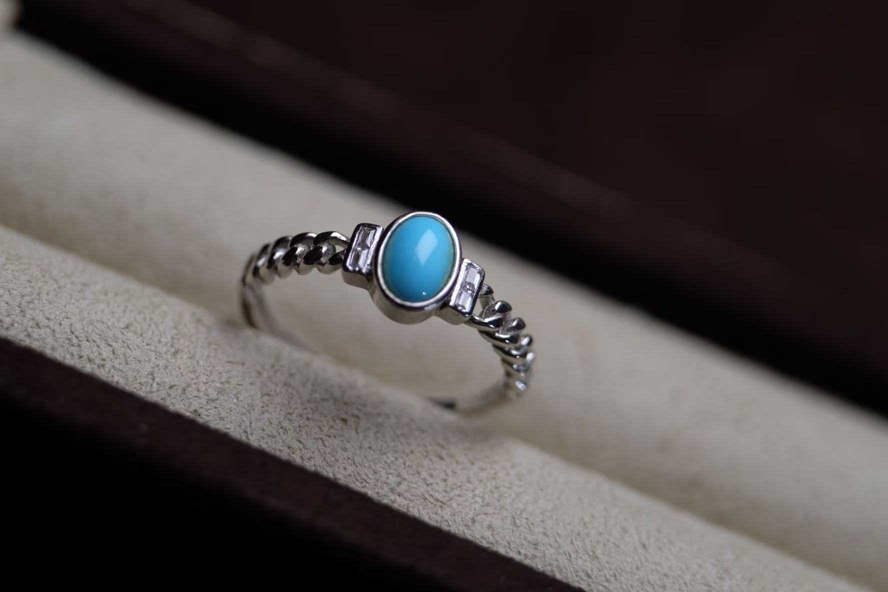 湖北天然原矿绿松石时尚潮流S925银镶嵌戒指独特设计款开口可调  