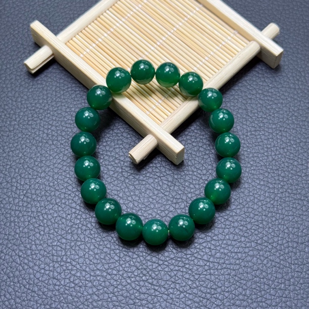 天然极光绿圆珠玉石手串 20