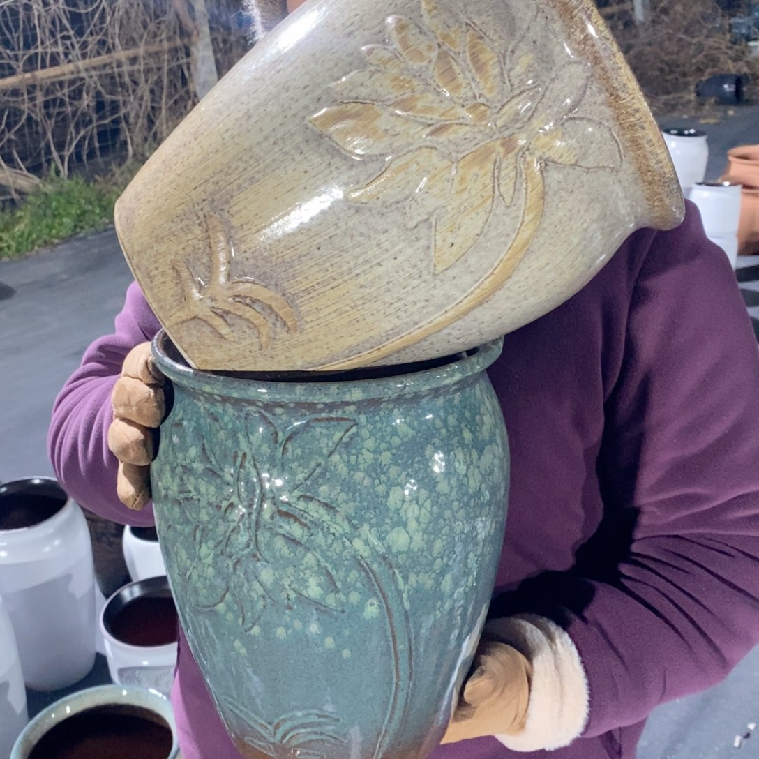 红陶口20高25～～～