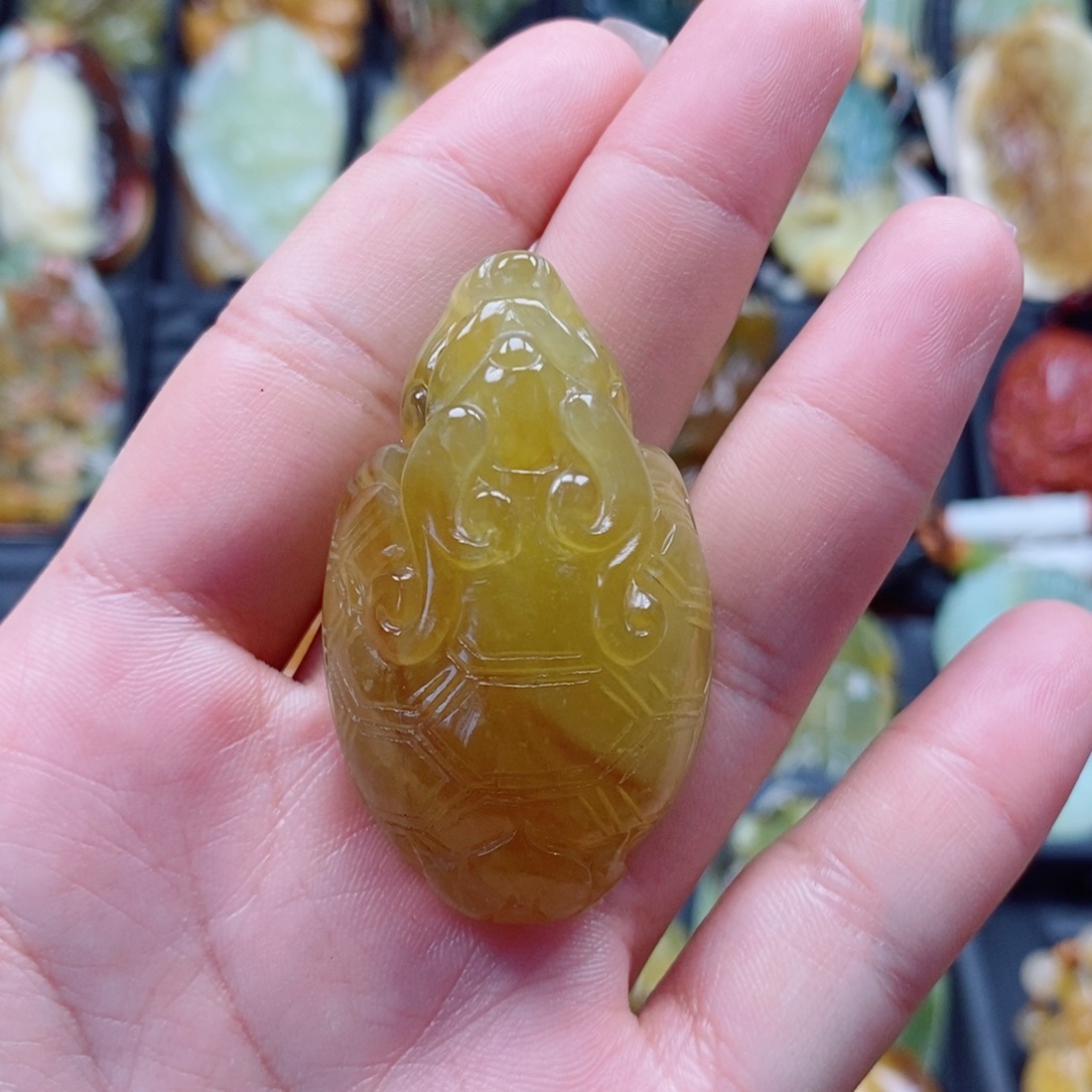 未镶嵌蛇纹石玉颈饰