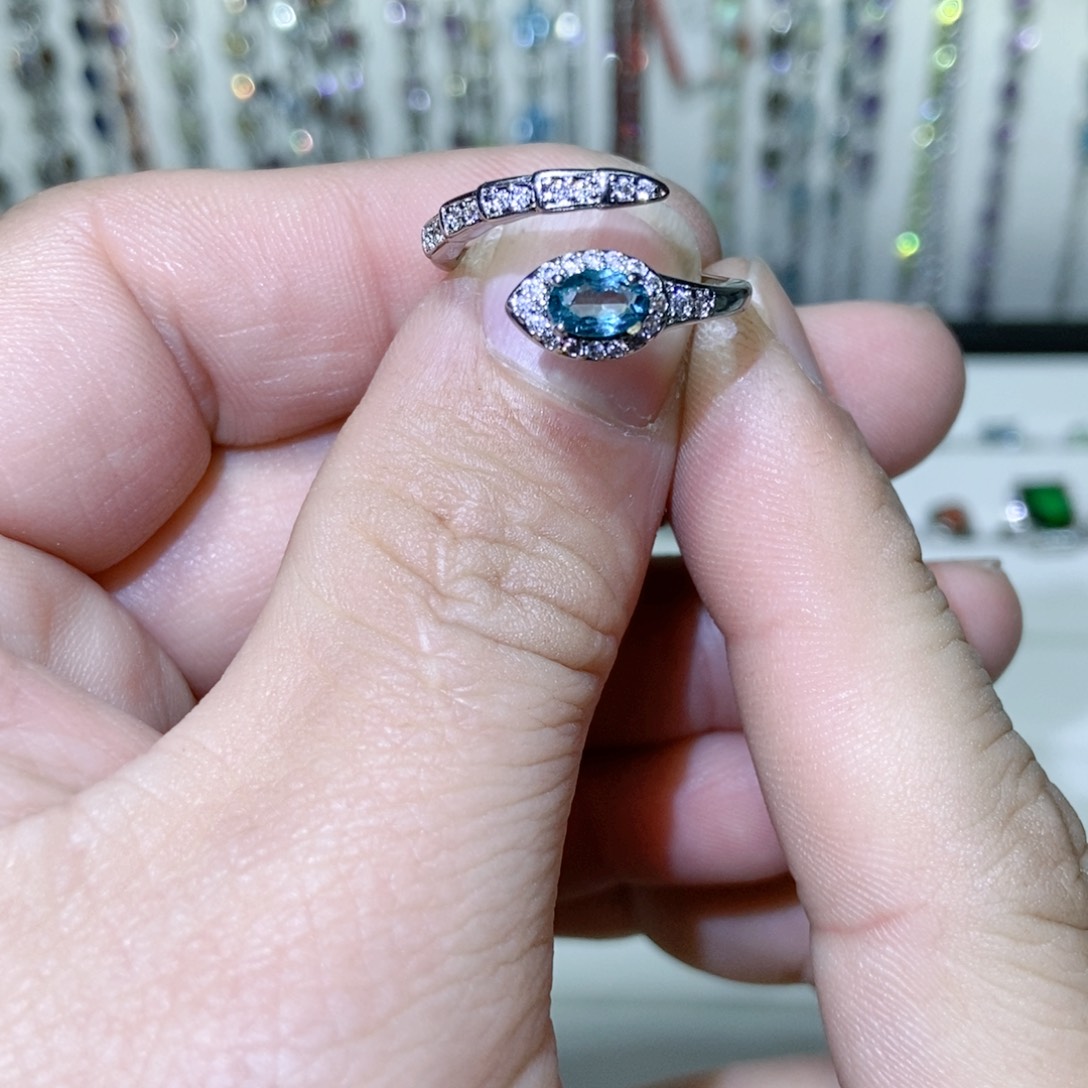 绿水晶戒指银S925镶嵌
