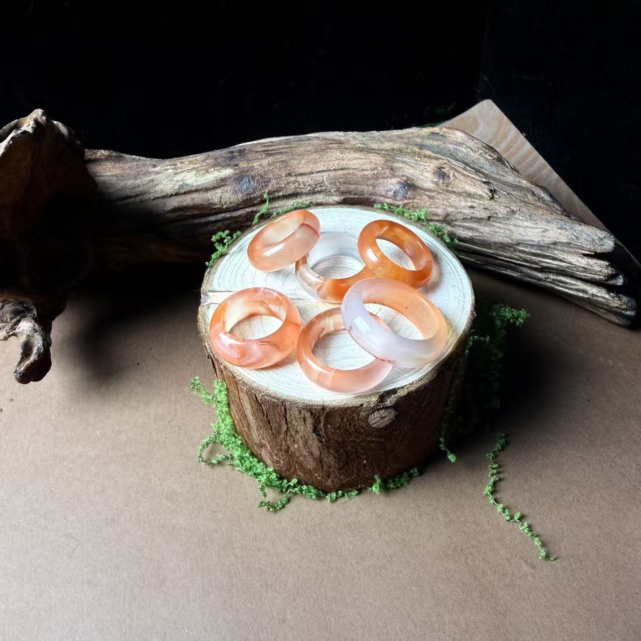 ZBG3011冰山南红戒圈(珠宝多样性发其一）