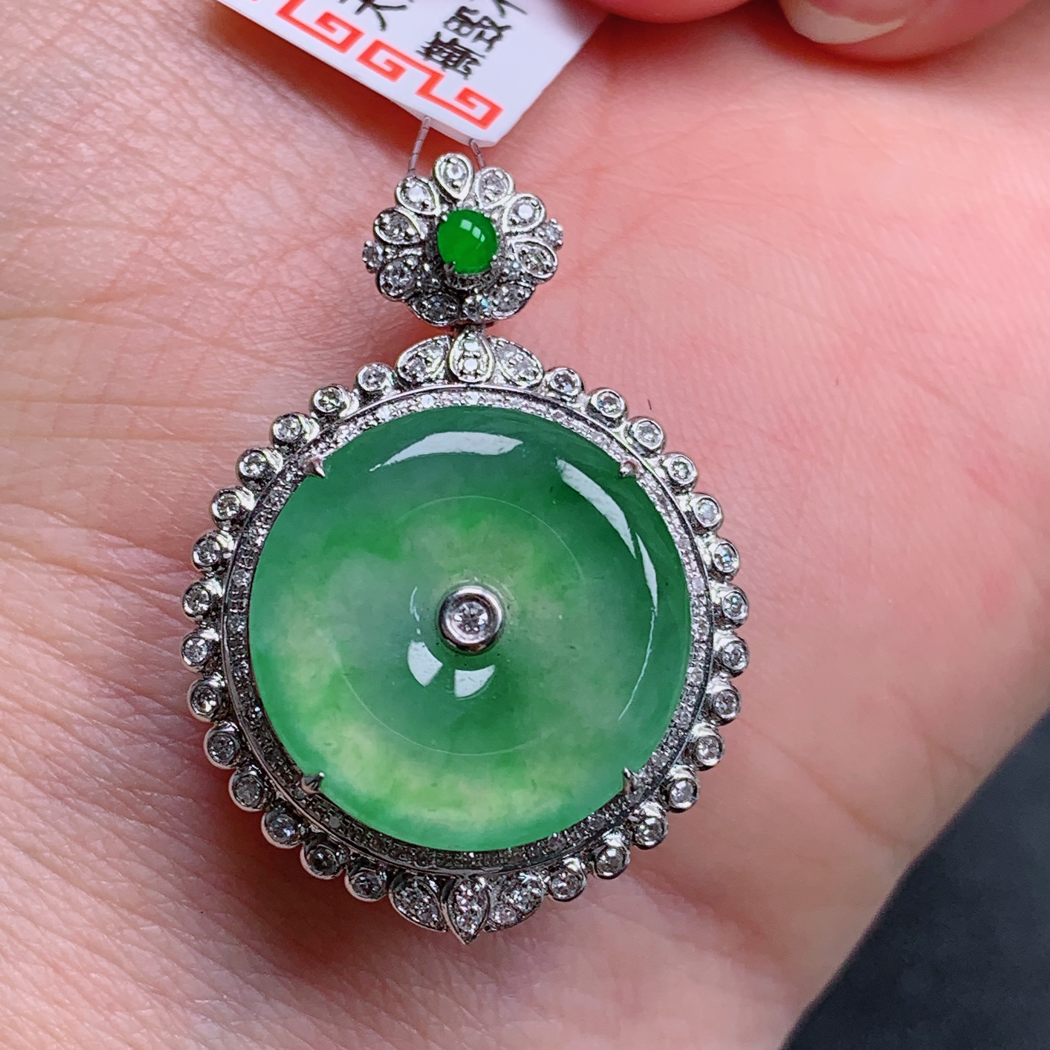 天然缅甸翡翠A货18k冰飘花平安扣气质精美尺寸整体31.7+9. 39