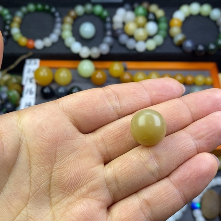 和田玉卡16单珠未镶嵌罗***c