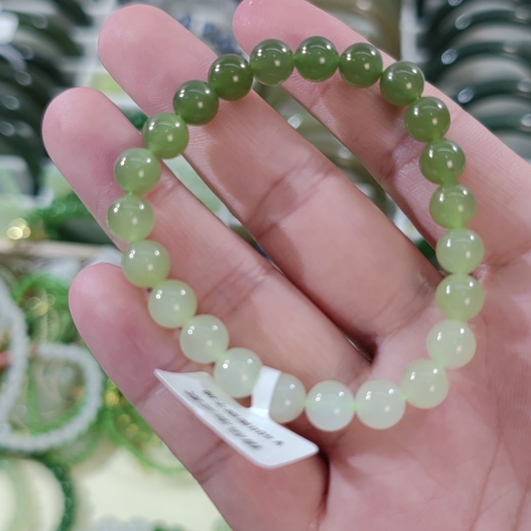 浅***笑和田玉未镶嵌手链卡8精品渐变和田玉手串×1