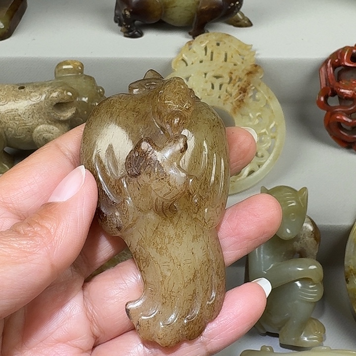共***光和田玉（糖玉）未镶嵌挂件